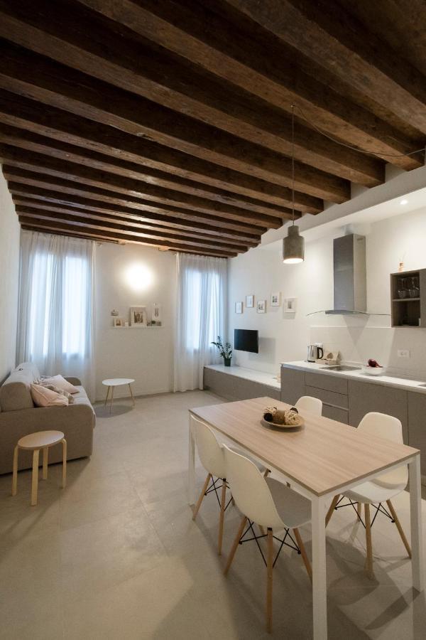 Mirandolina Venice Exclusive Apartment Veneza Exterior foto